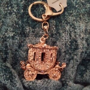 Fashion Jewelry Gold Carriage Key Holder